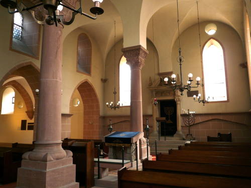 Das Innere der Synagoge Worms